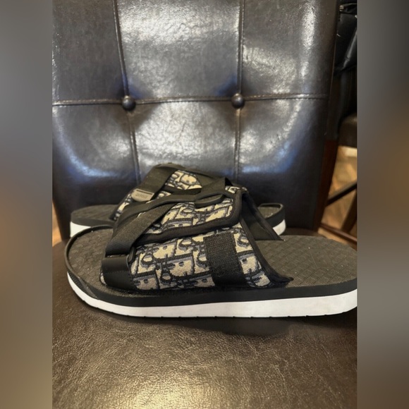 Dior Oblique Slides sz 44 - Picture 2 of 3